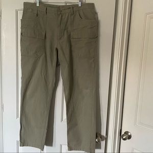REI Cargo Men's Khaki Cargo Outdoor Hiking Pants 38x32 100% Cotton.